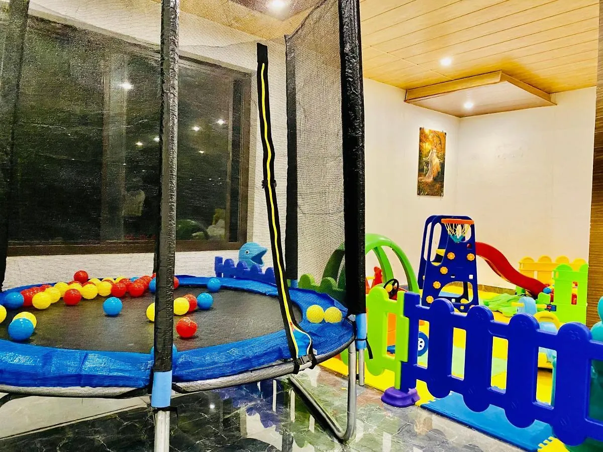 **** Resort Aachman Nature Valley Resort, Mashobra Shimla India